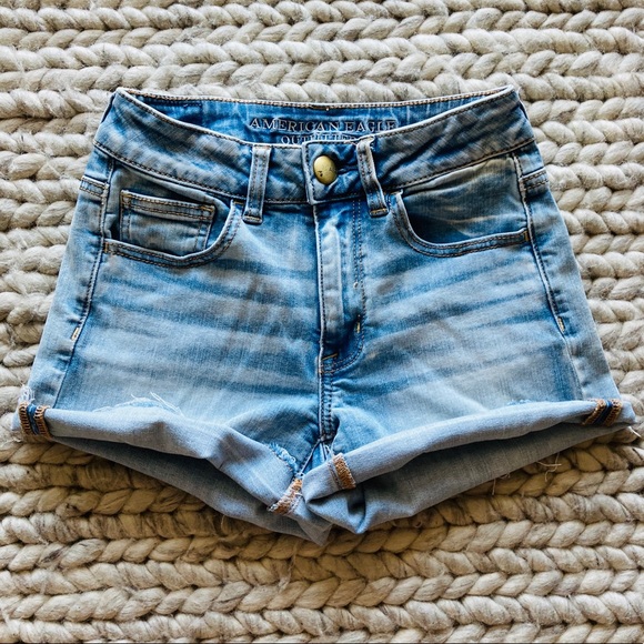 American Eagle Outfitters Pants - AEO High-Rise Shortie